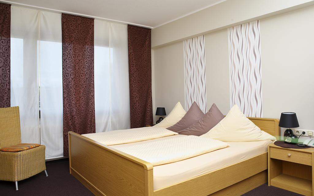 Hotel Rosenflora Нидегген Экстерьер фото